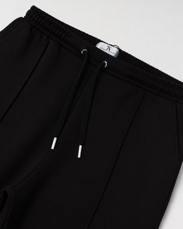 The Relaxed Pleat Trouser - Black