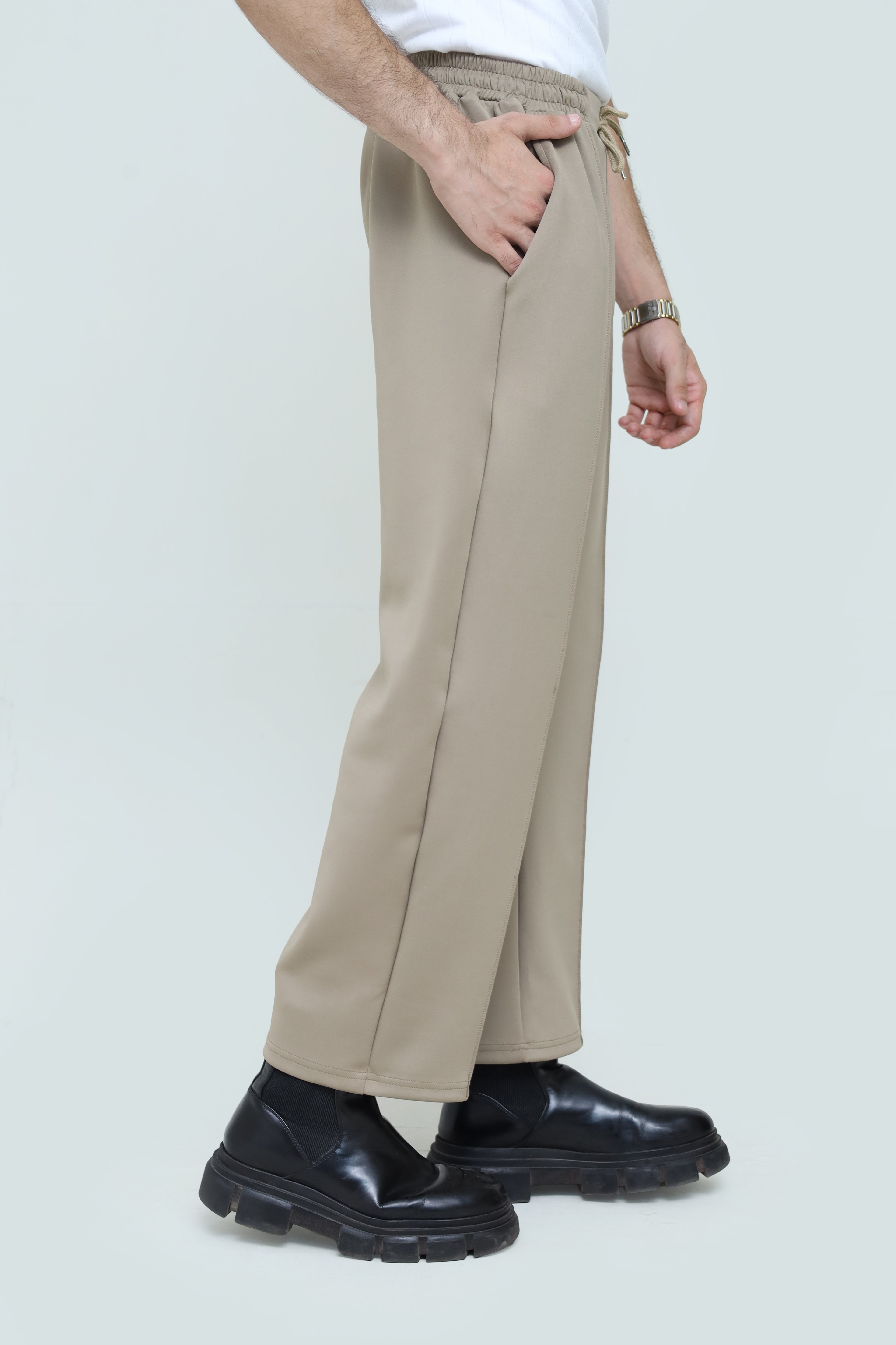 Men's premium pleated trousers by theseventhstitch, shown in a tailored fit with classic design and fabric details.