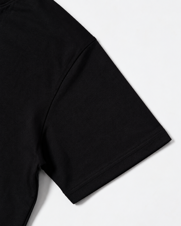 DROP SHOULDER BLACK T-SHIRT